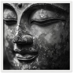 Portrait de Sérénité : Visage de Bouddha en Noir et Blanc